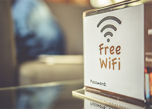 Retail and Restaurants Face Challenges With Managed Wi-Fi Solutions